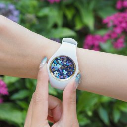 【おしゃれでつけ心地抜群！karendo x ICE watch】karendo限定 ICE flower - デジタルパープル - スモール -   腕時計 花 サプライズ 上品 プレゼント ギフト かわいい インスタ映え お祝い 記念 誕生日 新社会人 彼女 自分へのご褒美
