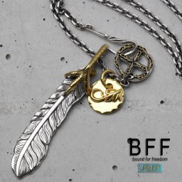 BFF ブランド フェザーネックレス シルバー925 金爪 ネイティブ インディアンジュエリー 羽根 メタルチャーム カスタム シルバーチェーン 金属アレルギー対応 専用BOX付属