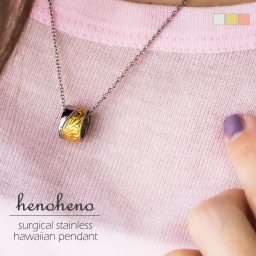 【ポスト投函で配達！】ハワイアンジュエリー ネックレス 小さめ リング ステンレス リング型 サージカルステンレス ペンダント レディース 上品 トップ 丸 ミニマム シンプル ショート バイカラー プレゼント 金属アレルギー対応 メンズ henoheno