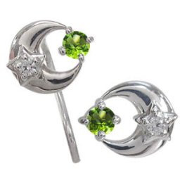星・ペリドット・月・ピアス・無くさない・プラチナ・ピアス