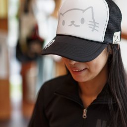 猫 ねこ おもしろ かわいい メッシュキャップ のぞきねこ ( ブラック ) | ネコ 猫柄 猫雑貨 猫グッズ | メンズ レディース キャップ | おしゃれ プレゼント | SCOPY / スコーピー