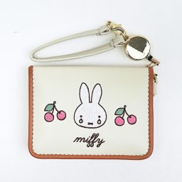 ミッフィー miffy オープンパスケース さくらんぼ 定期入れ