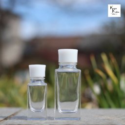 「ラインボトル　透明　No.10　ヒップキャップ　ばら売り」ガラス瓶　ビン　瓶　ハーバリウム　アロマ ガラス瓶 コンパクト キャップ付 透明瓶 花材 ウエディング プリザーブドフラワー インスタ SNS ボトルフラワー オイル 酒瓶 飲料 ジュース 調味料 ガラス保存容器 焼酎