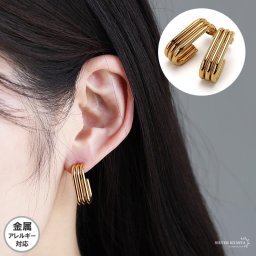 安心のステンレス素材 幾何学模様ピアス 18KGP ゴールド 三連ピアス 3ライン 大きめピアス 両耳 おしゃれピアス 大人 金属アレルギー対応 レディース 可愛い イヤリング 女性