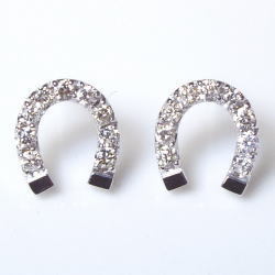 【完全無色透明Fカラー】【大特価】pt900【0.5ct】ダイヤモンド 馬蹄ピアス『幸運』［SIクラス F～D 無色透明 GOOD～VERYGOOD] 幸運 馬蹄 ホースシュー【送料無料】    LP-0084B