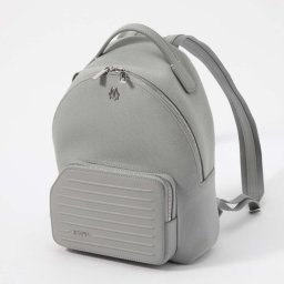 リモワ RIMOWA 525.00.00.4 バックパック レディース バッグ デイパック リュックサック ネバー スティル スモール 通勤 通学 旅行 軽量 カジュアル アウトドア NEVER STILL SMALL ギフト プレゼント 誕生日 記念 52500004 グレー