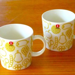 イッタラiittala マグカップ 300ml フルッタ イエロー67401 ペア【御結婚御祝・内祝・新築御祝・還暦御祝・御礼・寿・ギフト包装可能】