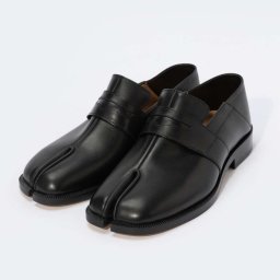 メゾン マルジェラ MAISON MARGIELA S39WR0021 P4165 ローファー レディース シューズ タビ 革靴 レザー カジュアル ビジネス 足袋 通勤 オフィス ブランド プレゼント ギフト 靴 T8013 TABI LOAFERS ブラック 21.5～26.5cm