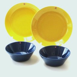 ブランドロゴ入りボックス付属　イッタラiittala ティーマ　ボウル・プレート　ペア（ビンテジブルー、ハニー）【ブランド食器セット】【北欧】【御結婚御祝・内祝・新築御祝・還暦御祝・御礼・寿・ギフト包装可能】