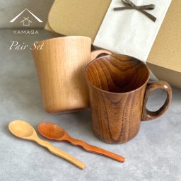 4点セット マグカップ 天然木製 ペア ウェーブスプーン ナチュラル うるし塗り ギフトボックス付き ラッピング かわいい 新生活 コップ スプーン くねくねスプーン うねうねスプーン