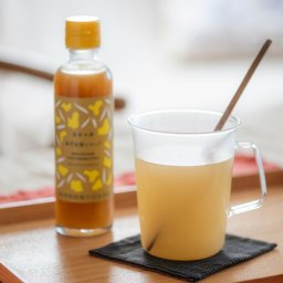 無茶々園 愛媛 ゆず生姜シロップ 3本入 シロップ 希釈用 ゆずしょうがシロップ 愛媛県産 ゆず果汁 柚子 ショウガ 希釈用シロップ ゆずストレート果汁【沖縄県・離島 配送不可】