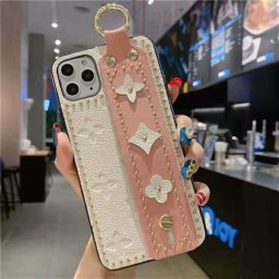cesa beams　iPhone13 iPhone12　オルチャン ベルト付き 落下防止  スマホケースケース　iPhone11 iPhone11pro iPhone13promax iPhone7 iPhone13pro  iPhoneX  iPhoneXR  iPhone12promax iPhone12 iPhone12pro SE2