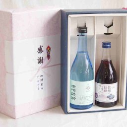 実りの秋の贈り物 感謝の贈り物ボックス 透き通る旨さ清酒焼酎と国産ワインセット(信州の巨峰を使ったワインです甘口(長野県)500ml大分県井上酒造清酒焼酎44度 720ml