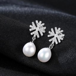 ピアス 両耳用 キュービックジルコニア 淡水パール シルバー925 ホワイト ピンク パープル シルバー スタッド 中粒 揺れる ゆれる 上品 おしゃれ 雪の結晶 pe0074