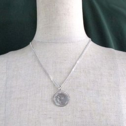 美しい銀貨のペンダントJAJABOON ジョージ ５世 １シリング 銀貨 コイン ペンダント シルバー アクセサリー ユニセックス　プレゼントにも最適！
