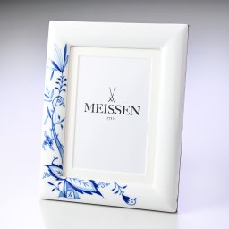 マイセン ブルーオニオン フォトフレーム LWサイズ（9.5cm×14.5cmまで）対応 写真立て Meissen 801001-53N74-1 インテリア雑貨 置物 オブジェ フォトパネル 送別会 誕生日 お中元 還暦祝い 結婚祝い 結婚式 高級 父の日 母の日【スペシャルラッピング660円(別売り)】 即日発送 ホワイトデー