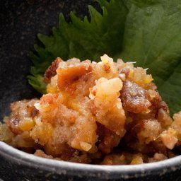 奄美大島の粒味噌使用！自家製！『 豚みそ 母さん 』芋焼酎 鹿児島お土産 お酒 みやげ かごしま あまみおおしま お取り寄せ ギフト 豚みそ 味噌 おつまみ プレゼント 御礼 お祝 調味料 贈答 名物 郷土 特産品 懐かしい 豚味噌 敬老の日