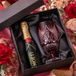 退職 異動 名入れ ギフト SXX 酒セット モエ・エ・シャンドン ブリュット アンペリアル NV ミニ 200ml & 切子 足付菱型菊繋グラス 赤 コサージュ付 布張りBOX入り / プレゼント ギフト 退職 記念 誕生日 還暦 長寿 祝い 60歳 レッド ミニシャンパングラス