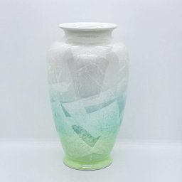 九谷焼8号花瓶／銀彩ライトグリーン