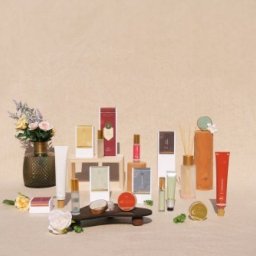 【限定セット】PERFUMERS ハンド＆ボディクリーム 2本セット+香りカード3枚セット/ラッピング無料  ボディクリーム・誕生日・結婚祝い・記念日・ご褒美・癒し・新生活・新築・ 引越・  転勤・ 退職・  ギフト・プレゼント・プチギフト・お土産・お祝い・アロマ・男性・女性