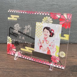 写真入り 命名プレート 茜 和柄｜選べる4種 群青 桃 黄金 名入れ 子供 赤ちゃん ベビー キッズ 七五三 初節句 百日祝い 出産祝い 出生祝い 誕生日 ハーフバースデー 成長記録 命名書 名前入り 日付入り フォトプレート アクリル 写真立て オーダーメイド 記念品 お祝い プレゼント ギフト 贈り物 和風 和装 袴 着物 端午の節句 ひな祭り 入園祝い 卒園祝い 内祝い アクリルギフト