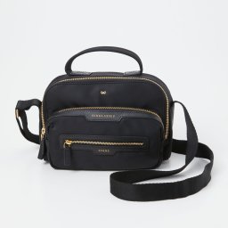 アニヤ ハインドマーチ ANYA HINDMARCH 5050925 149310 ショルダーバッグ レディース バッグ マルチポケット ナイロン クロスボディ 斜め掛け プレゼント 肩掛け お出かけ Multi Pocket Crossbody in ECONYL regenerated Nylon with Calf ギフト 鞄 かばん 旅行 ブラック