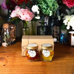 ナッツの蜂蜜漬けL（200g） + アカシアハニーL（200g） / ナチュラルクラフトボックス + 麻紐リボン
