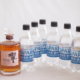家飲みを、バーカウンターへ ハイボールウイスキー7本セット(響 ブレンダーズチョイス43度 サントリー天然水スパークリング) 700ml×1本 500ml×6本