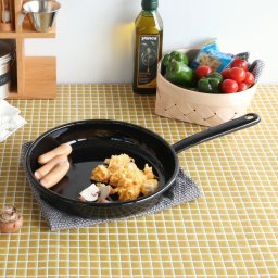 ミュンダー フライパン 24cm ブラック MUNDER-EMAIL 【マンダーメール ミュンダーエマイル 琺瑯 IH対応】【キッチン用品】 敬老の日 敬老 食器