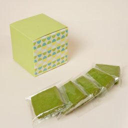 老舗茶舗の宇治抹茶クッキー キューブBOX ／抹茶クッキー クッキー詰合せ 抹茶スイーツ お菓子 焼き菓子 洋菓子 和菓子 お配り お返し ご挨拶 結婚祝い 結婚内祝い 退職祝い 内祝い ウェディングギフト プチギフト お見舞い 快気祝い お返し 誕生日 記念品 ソーシャルギフト お中元