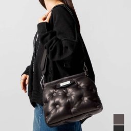 メゾン マルジェラ MAISON MARGIELA SB1WG0028 P4300 ショルダーバッグ GLAM SLAM CLASSIQUE SMALL メンズ レディース バッグ グラム スラム クラシックスモール クロスボディ クラッチバッグ 肩掛け 本革 レザー プレゼント ギフト ブラック