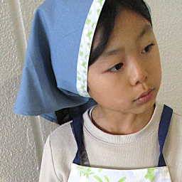 「定価3,800円 → 2,400円」三角巾 大人子供共用【送料無料】【ラッピング・メッセージカード可】リネン コットン 刺繍 敬老の日 祖母 母 義母 妻 彼女 パートナー 誕生日 結婚記念日 結婚祝い 可愛い おしゃれ 料理好き キッチン 台所 家事 掃除 ガーデニング 趣味  アオノツガザクラ柄