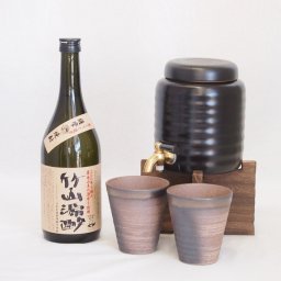 本格焼酎サーバー1000cc(18cm×24cm 1kg)三重県萬古焼き備前金彩ペアカップ(200ml×2個)小正醸造 薩摩芋焼酎竹山源酔 (鹿児島県) 720ml×1本