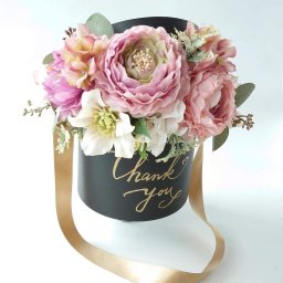 フラワーボックス 可愛いお花をぎゅーっと集めて アーティフィシャルフラワー ボックス 誕生日 プレゼント 卒業 母の日 贈り物 ギフト プリザ ブリザーブド ホワイトデー 退職祝い 祝い サイズ:横23cm×奥行20cm×高さ23cm Lulu's-1517 Lulu's ルルズ