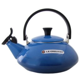 ルクルーゼ ル・クルーゼ ゼン ケトル Le Creuset やかん 1.5L Zen Kettle 湯沸し ホーロー マルセイユブルー 92009600310000 洋食器 送別会 誕生日 お中元 結婚祝い 結婚式 高級 父の日 母の日【スペシャルラッピング1100円(別売り)】 即日発送 ホワイトデー