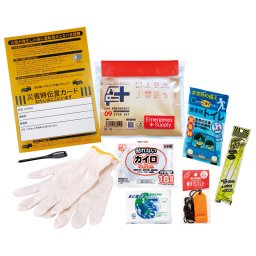 車載用防災ポーチ8点セット ／防災セット・非常用持ちだし袋 防災関連グッズ 日用品・ヘルスケア お中元 御中元 ギフト 夏ギフト 暑中見舞 残暑見舞 時期 いつ お礼 お返し グルメ のし お盆 初盆 新盆 お供 御供 ギフト 2026 送料無料 ギフト プレゼント プチギフト 内祝い 快気祝い 出産祝い 結婚祝い 引出物 新築祝い お返し