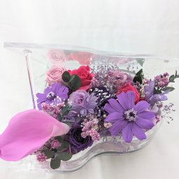プリザーブドフラワー／グランドピアノシリーズ】カラーとパープルローズと小花の美しい旋律（フラワーケース付き）