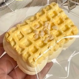 スクイーズ プリン 大サイズ 中サイズ 肉球 ネコ ねこ 低反発 おもちゃ かわいい 握る ストレス解消 もちもち オシャレ Y2K 握って遊ぶ ビスケット ストレス発散