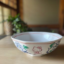 サンリオ 【ハローキティ】×麦山窯 八角ぼうる21㎝ - Hello Kitty藍（あお）