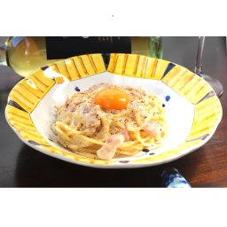 カルボナーラソースと生パスタセット 2人前 カルボナーラ パスタ 麺類 惣菜 洋食 パスタソース 簡単 生パスタ 時短 昼食 夕食 イタリアン 簡単調理 スパゲッティ 京都 錦 ダニエルズ