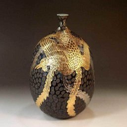 【有田焼 陶芸家 藤井錦彩作】有田焼美術品 鉄釉金彩・プラチナ彩鳳凰絵飾り花瓶 文字入れ可能な木箱入り（伝統工芸品・花瓶・壺・壷・法人ギフト）