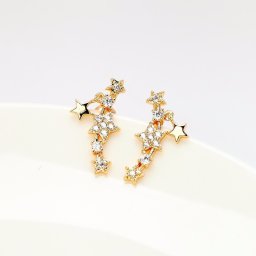 ピアス 両耳用 キュービックジルコニア ホワイト 真鍮 イエローゴールド シルバー 人気 スタッド おしゃれ 可愛い かわいい モチーフ 星 スター e15010503