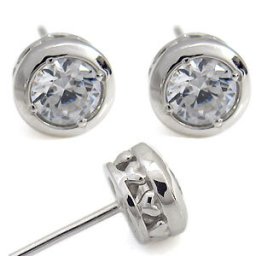 プラチナ ハート ピアス 一粒 ダイヤモンド ピアス