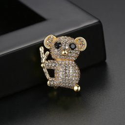 ブローチ キュービックジルコニア ホワイト 真鍮 イエローゴールド シルバー おしゃれ 可愛い かわいい カジュアル モチーフ コアラ こあら x19040911