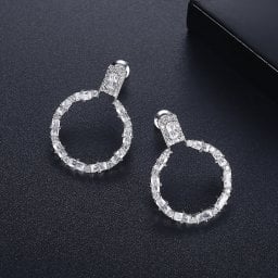 ピアス 両耳用 キュービックジルコニア ホワイト 真鍮 イエローゴールド シルバー スタッド エレガント おしゃれ 可愛い かわいい きれいめ 輪っか e19110536