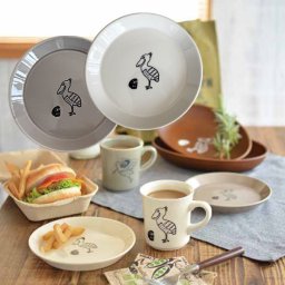 ナチュラルプレート（S）だるまとハシビロコウ かわいい 癒やされる 美濃焼 食器 プレート 2色から選べます その他食器・プレート