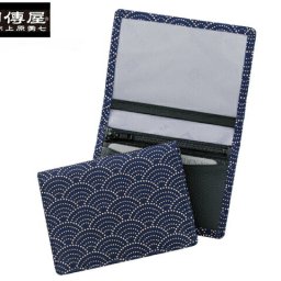 正規品 メンズ レディース 印傳屋 インデンヤ 上原勇七 甲州印伝 印伝 indenya いんでんや いんでん 束入 財布 本革 レザー コレクション 免許証入れ 和風 日本製 和柄 2504 indn23 旅行 ギフト