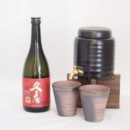 本格焼酎サーバー1000cc(18cm×24cm 1kg)三重県萬古焼き備前金彩ペアカップ(200ml×2個)宮崎本店 本格麦焼酎 長期貯蔵久寿41° (三重県) 720ml×1本