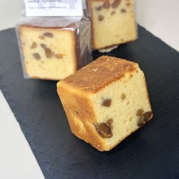ケーキ クァットロ マローネ クッキー 焼き菓子 お誕生日 お引越し　内祝い ギフト 出産内祝い 結婚内祝い 結婚祝い 出産祝い 快気祝い お返し プレゼント お土産 人気 記念日 ご挨拶 お中元 お歳暮
