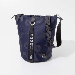 マリメッコ Marimekko 092697 ショルダーバッグ All Day Bucket Unikko レディース バッグ オールデイ バケット ウニッコ クロスボディ ロゴ 旅行 カジュアル おしゃれ ギフト プレゼント 記念 ダークネイビー